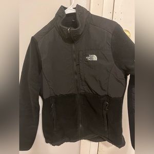 Med black Northface
